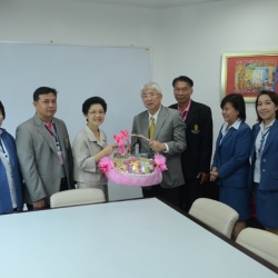 8 รศ.ดร.ดนุชา คุณพนิชกิจ